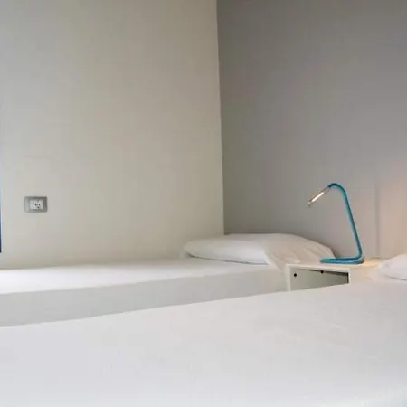 Playa Blanca Sleeps 4 With Air Con And Wifi Villa *