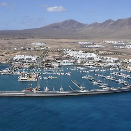 Playa Blanca Sleeps 4 With Air Con And Wifi Πλάγια Μπλάνκα